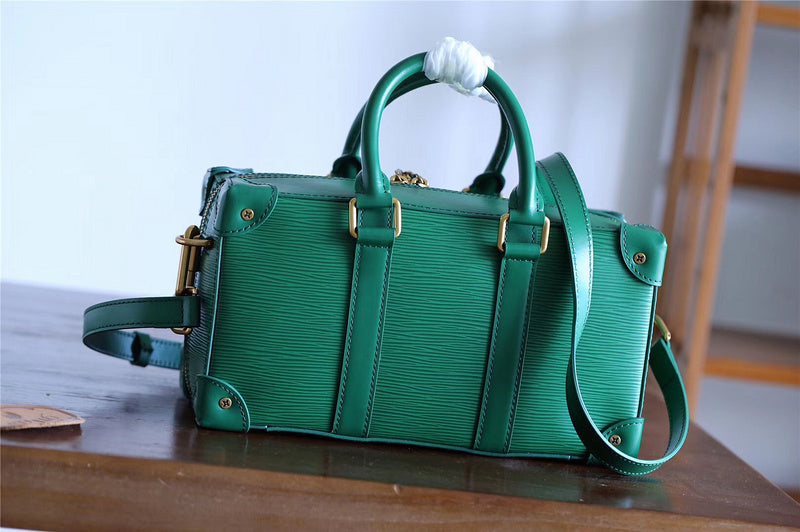 Fan Fashion Lu-Vi bags - 10431