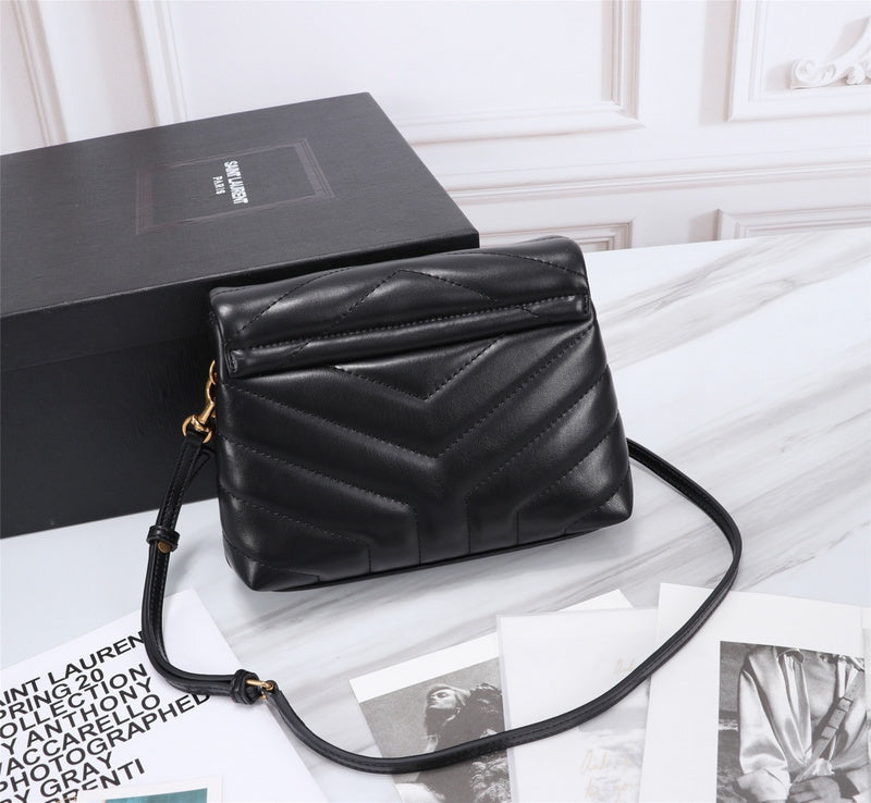 Amelia - YSL Bag - 2402