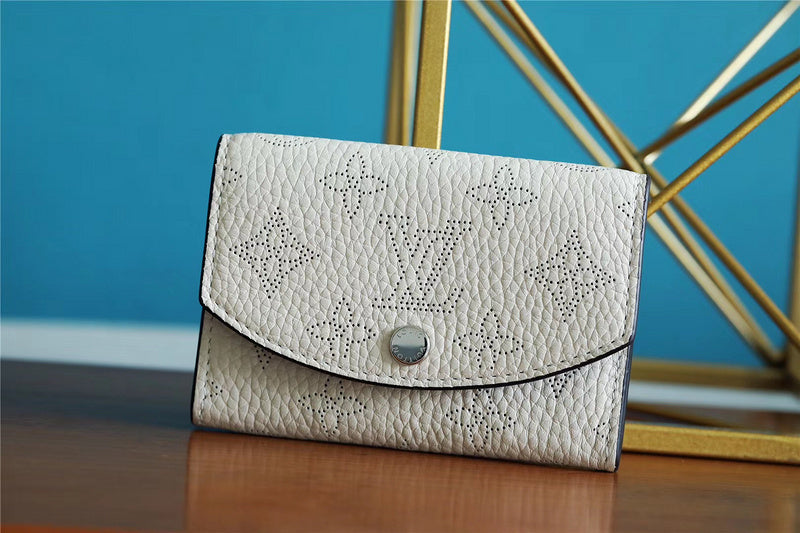 Fan Fashion Lu-Vi bags - 8980