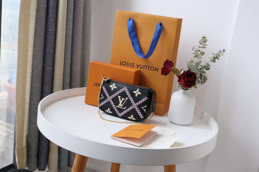 Amelia- LOV  Luxury  Wallets - 638
