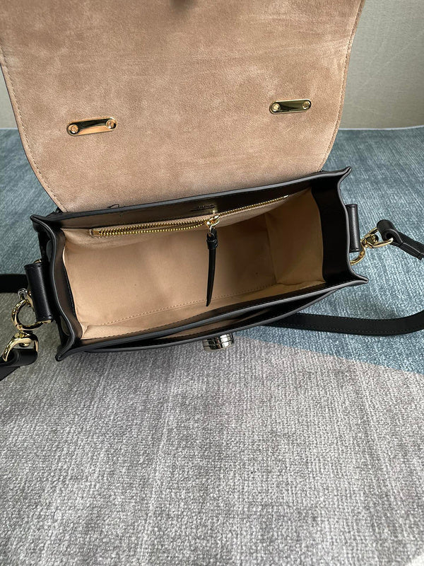 Amelia's Bag Gallery - CLE Bags - 700