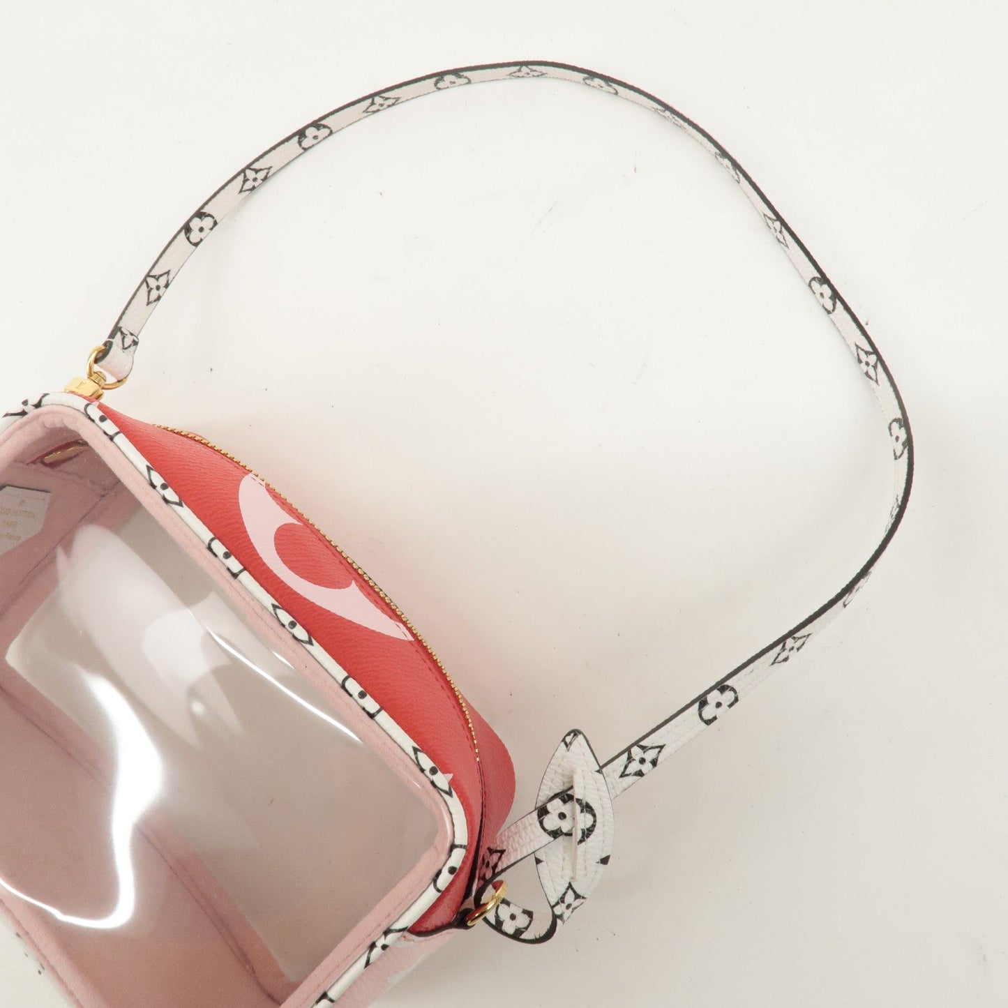 Louis Vuitton Monogram Giant Beach Pouch Shoulder Bag Rouge M67601
