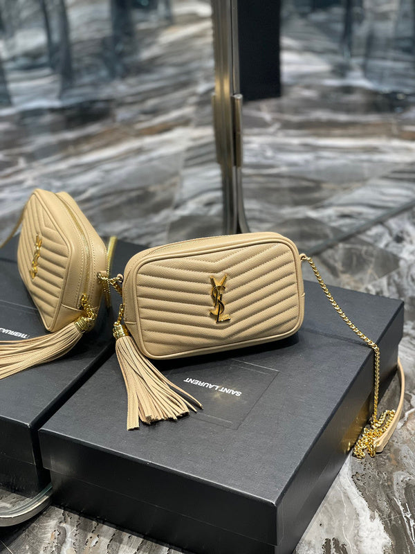 Amelia - YSL Bag - 1869