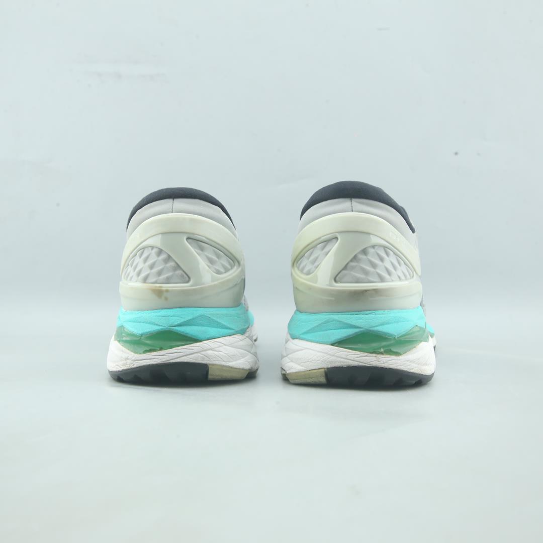 ASICS GEL KAYANO 24