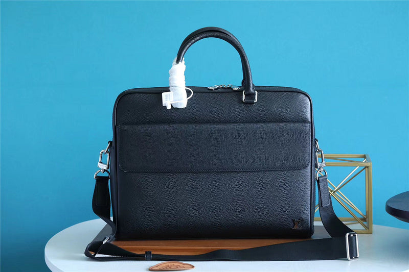 Fan Fashion Lu-Vi bags - 9830