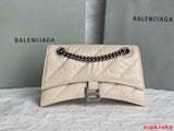 Amelia- BG Hourglass Bags - 004