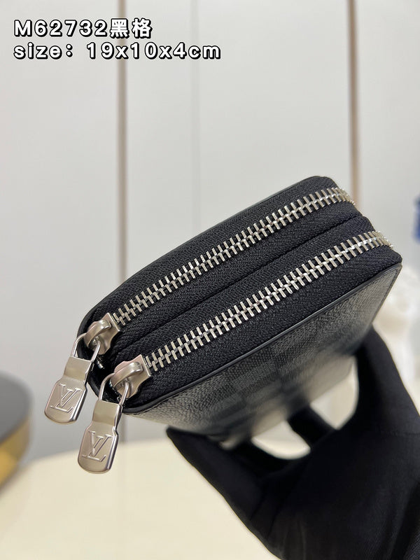 Amelia- LOV  Luxury  Wallets - 399