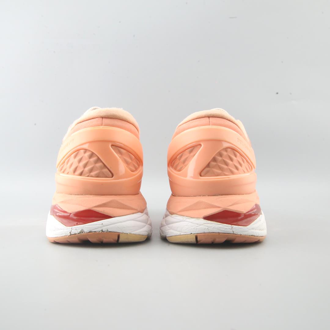 ASICS GEL KAYANO 24
