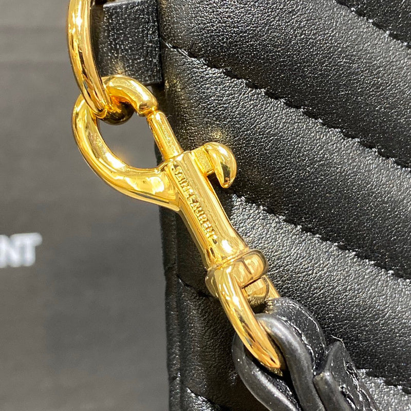 Amelia - YSL Bag - 4022