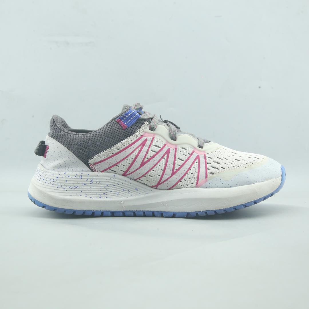 AVIA MEMORY FOAM