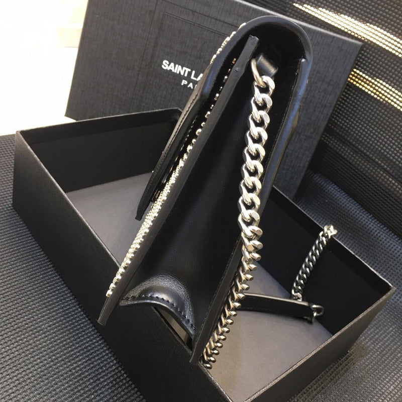 Amelia - YSL Bag - 2759