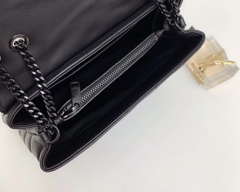 Amelia - YSL Bag - 3842