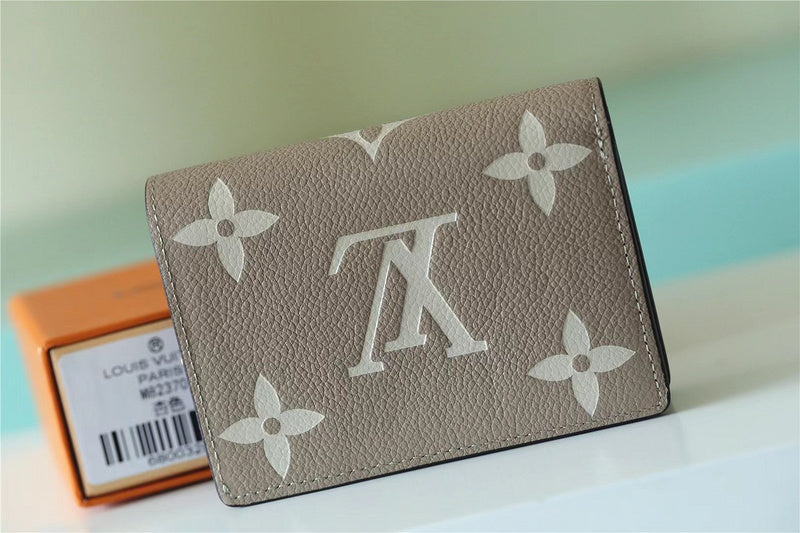 Fan Fashion Lu-Vi bags - 8764