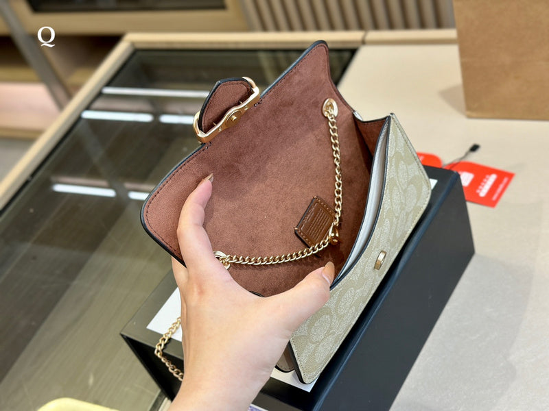 Amelia - CCH Bags - 111