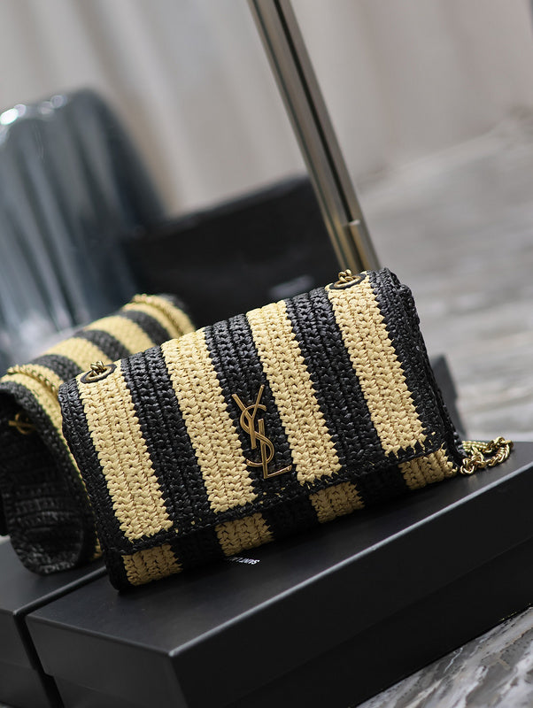 Amelia - YSL Bag - 1813