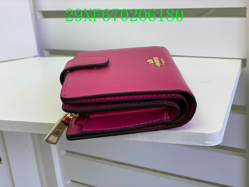 Amelia - CAH Wallet - 038