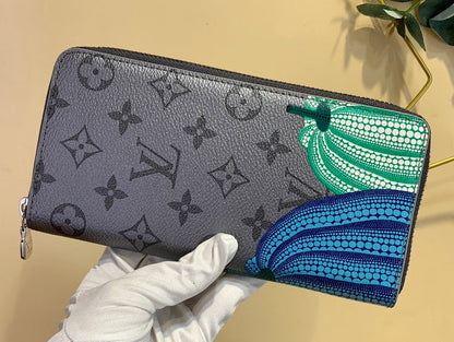 Amelia- LOV  Luxury  Wallets - 200