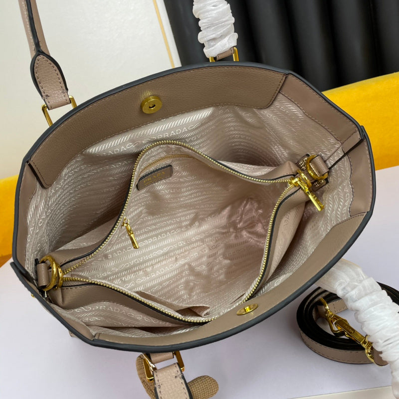 Barnes-Bags - Prada Bags - 875