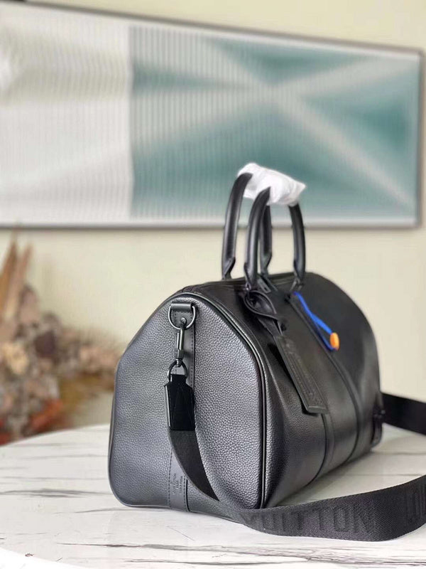Fan Fashion Lu-Vi bags - 17297