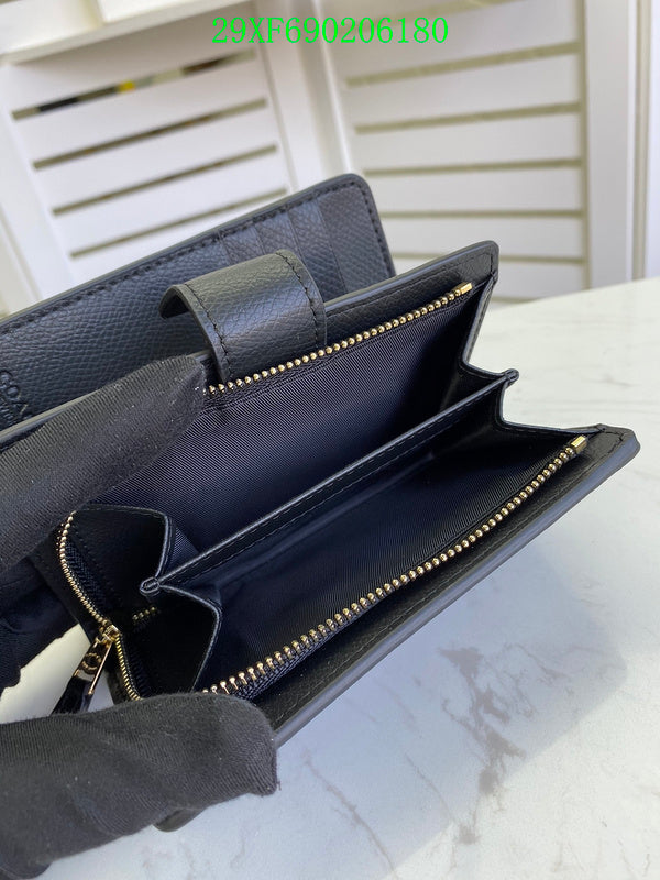 Amelia - CAH Wallet - 040