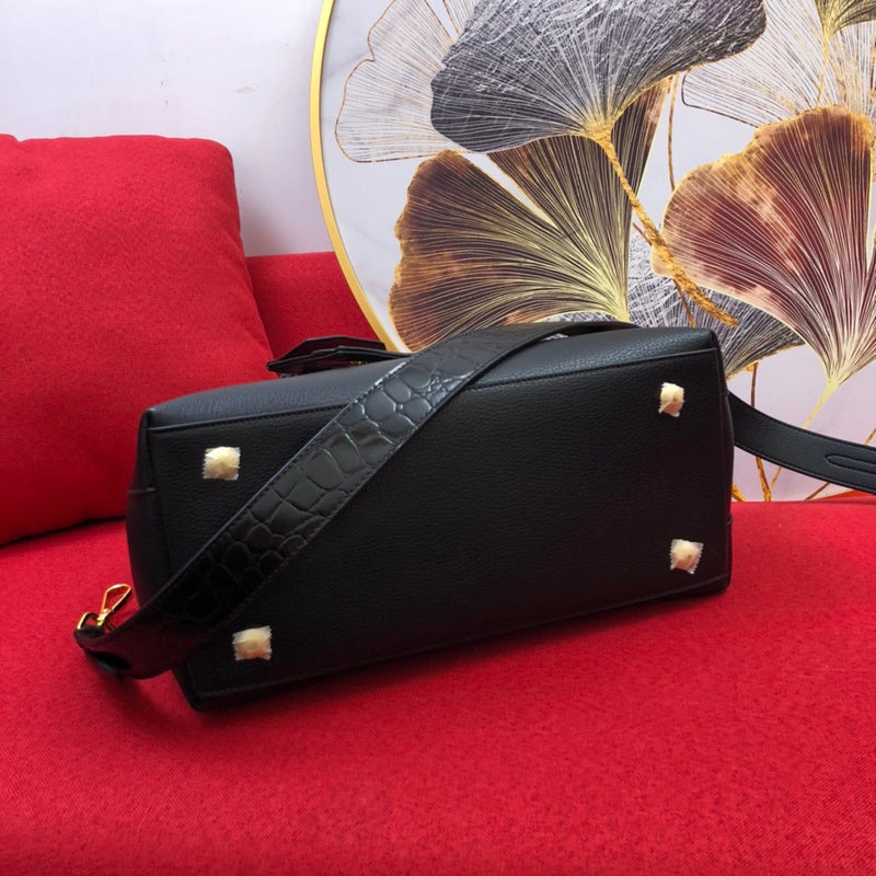 Barnes-Bags - Prada Bags - 819