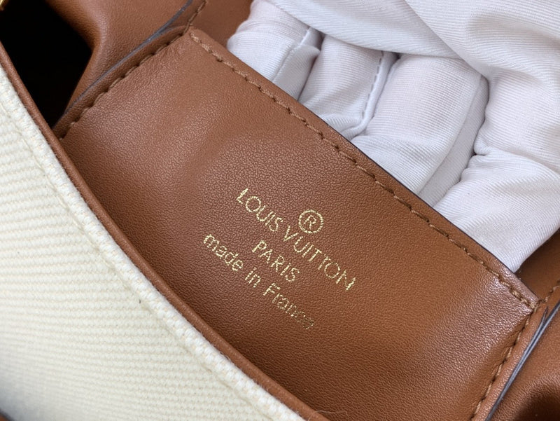 Fashion Lu-Vi bags - 3420