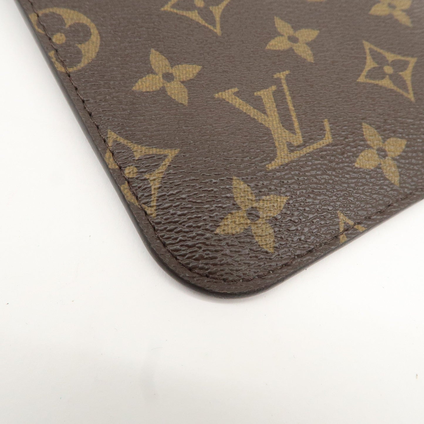Louis Vuitton Monogram Neverfull MM Pouch