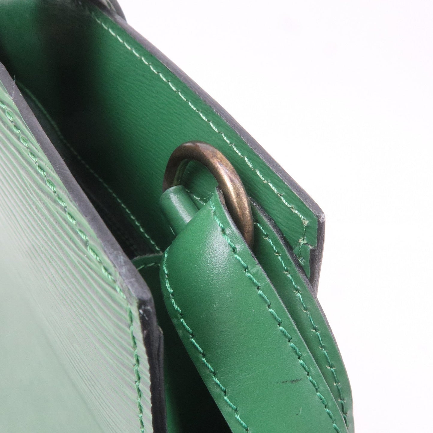 Louis Vuitton Epi Cluny Shoulder Bag Borneo Green M52254