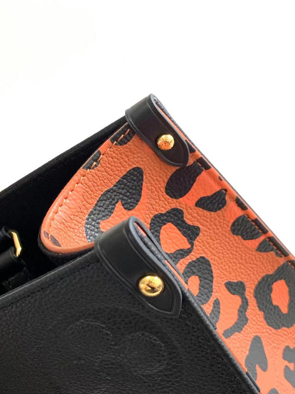 Fan Fashion Lu-Vi bags - 17537