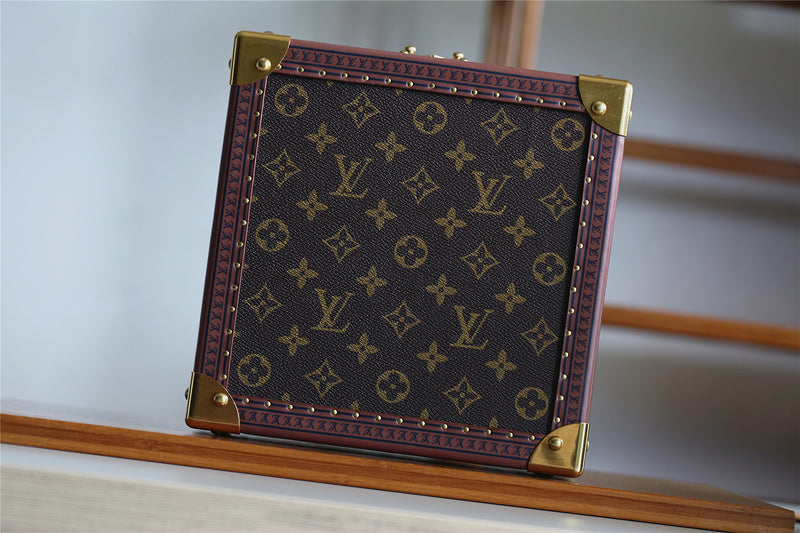 Fan Fashion Lu-Vi bags - 9539