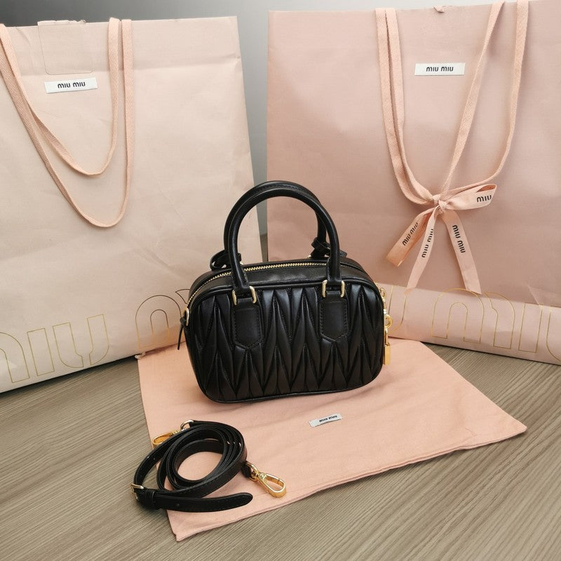 Amelia- MMU  LUXURY BAGS - 092