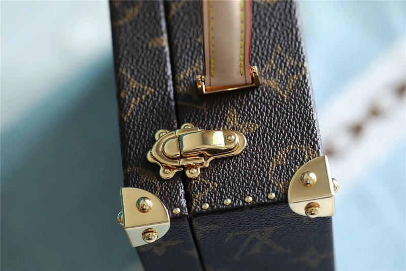 Fan Fashion Lu-Vi bags - 9483