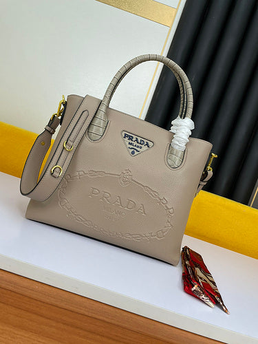 Barnes-Bags - Prada Bags - 850