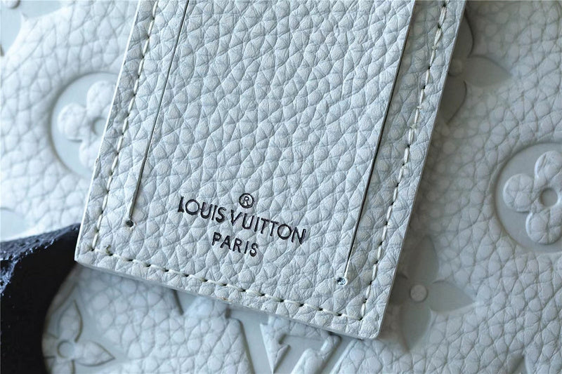 Fan Fashion Lu-Vi bags - 9604