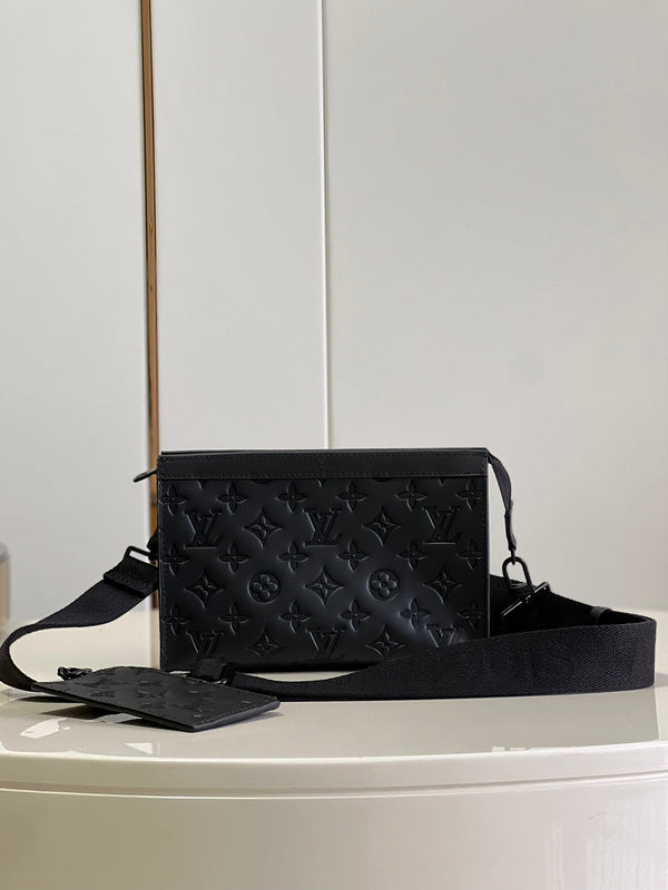 Fan Fashion Lu-Vi bags - 17125