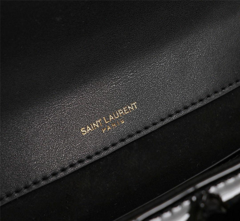 Amelia - YSL Bag - 2908