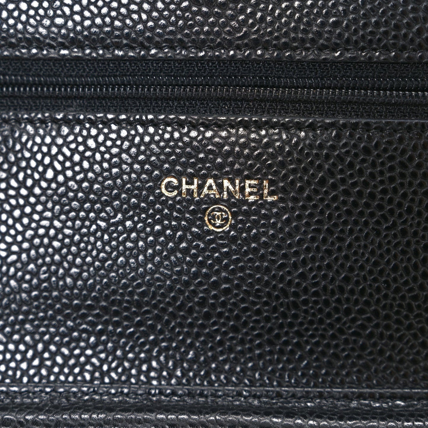 Amelia Caviar Quilted Wallet On Chain WOC Black