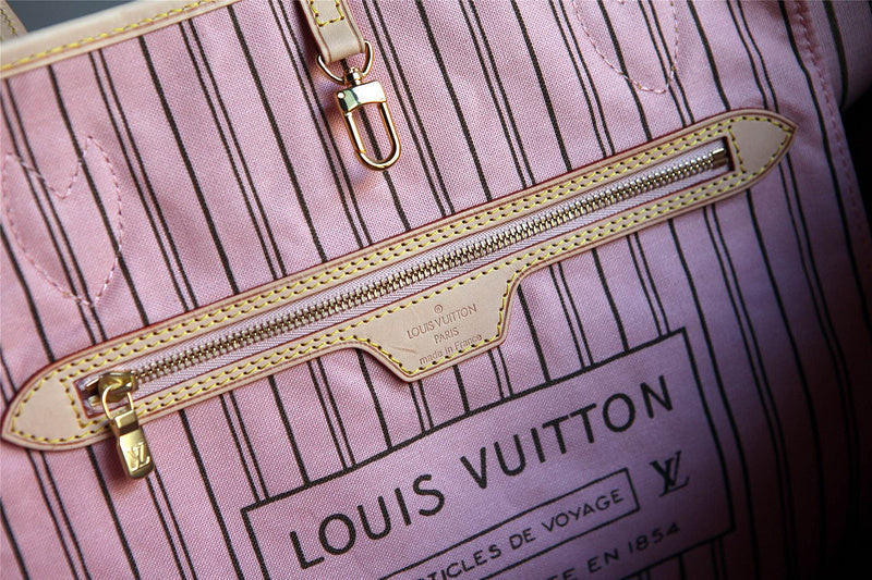 Fan Fashion Lu-Vi bags - 8105