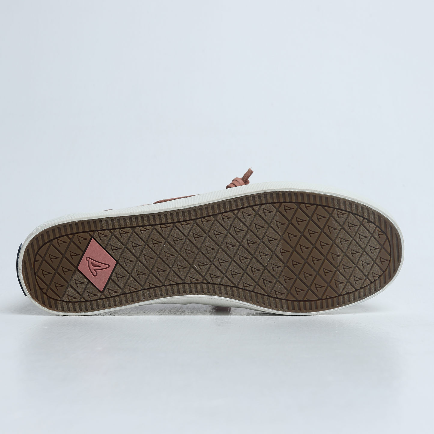Sperry - Women's Crest Boat Smocked Hemp Sneaker