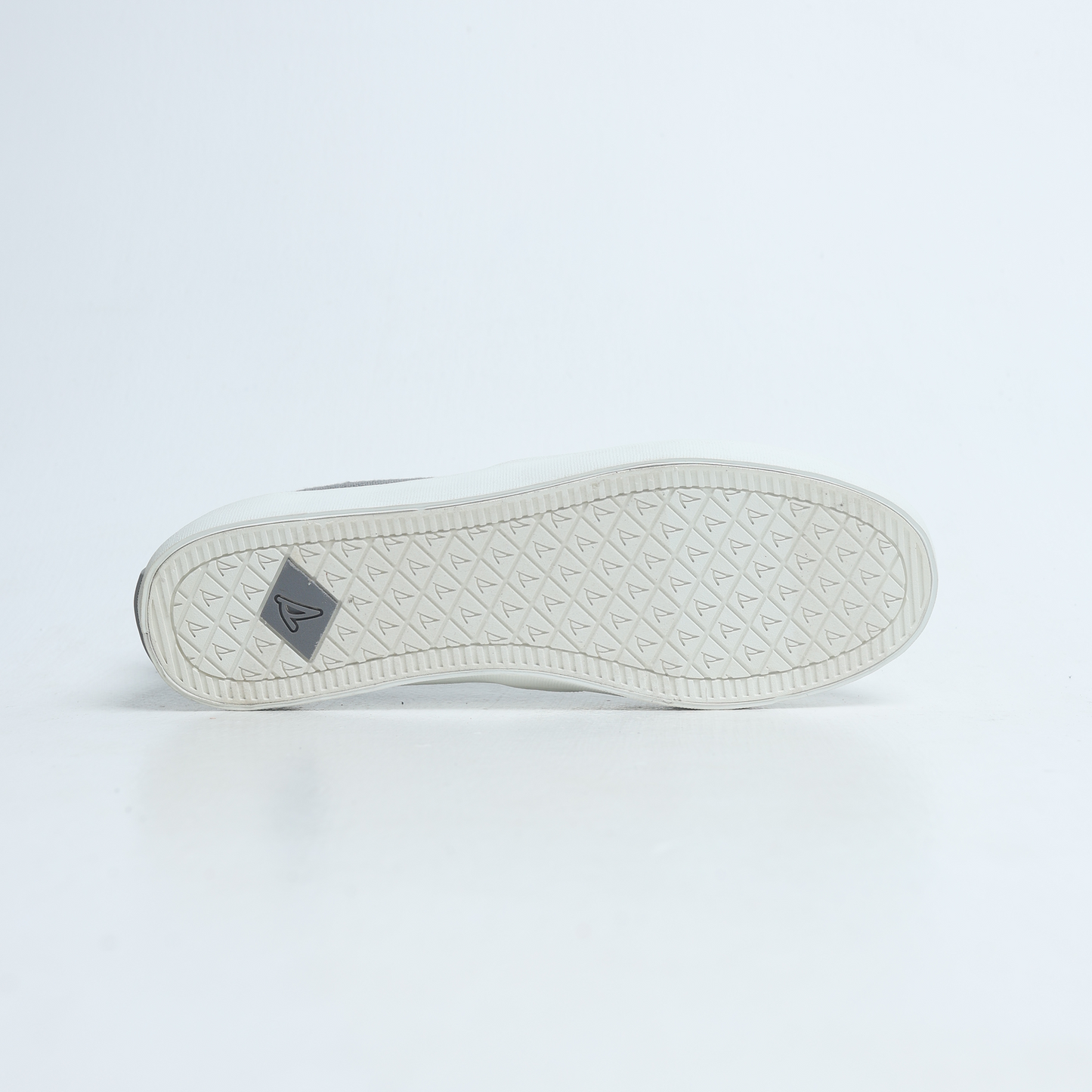 Sperry - Women Crest Twin Gore Slip On Sneaker - Grey