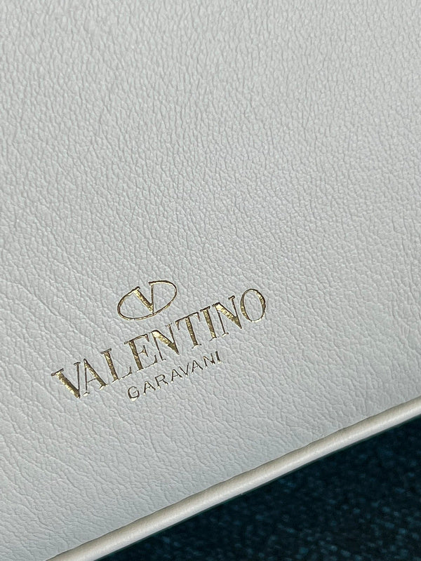 VAL LUXURY BAGS - FOR FASHION LOVERS  AFFORDABLE LUXURY BAGS- 1536
