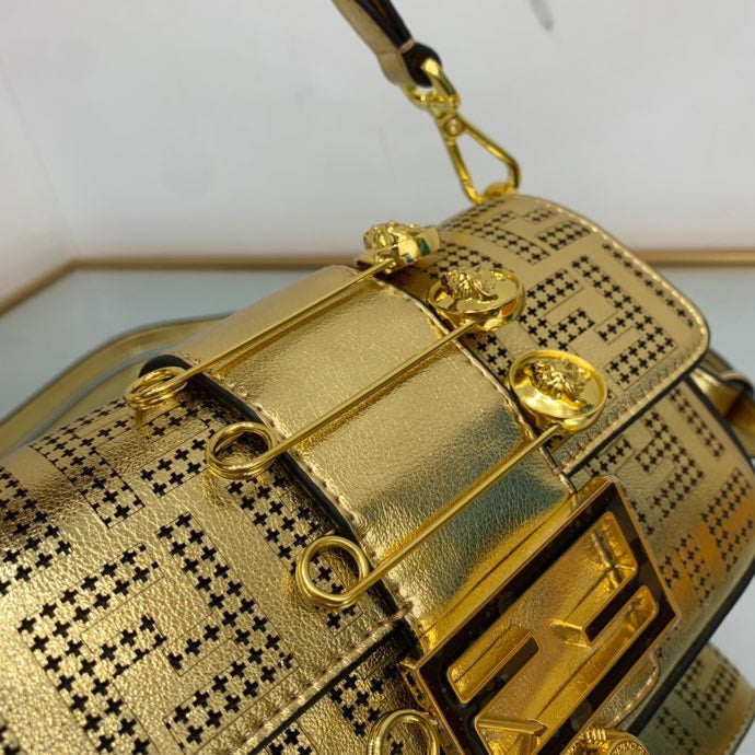 Amelia's Bag Gallery - VAR Bags - 235