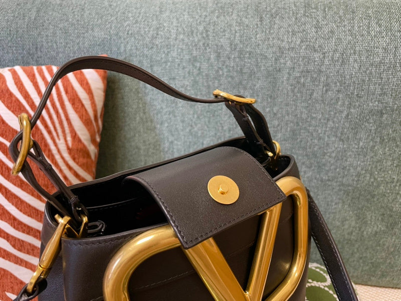 VAL LUXURY BAGS - FOR FASHION LOVERS  AFFORDABLE LUXURY BAGS- 898