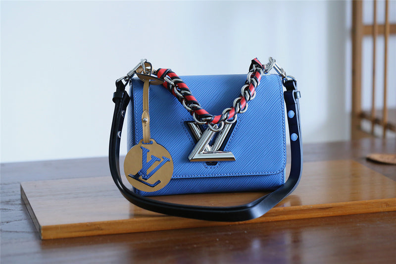 Fan Fashion Lu-Vi bags - 8487