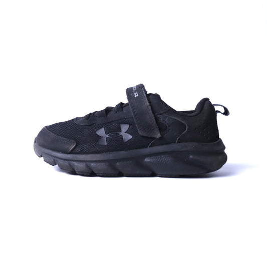 UNDER ARMOUR ASSERT 9