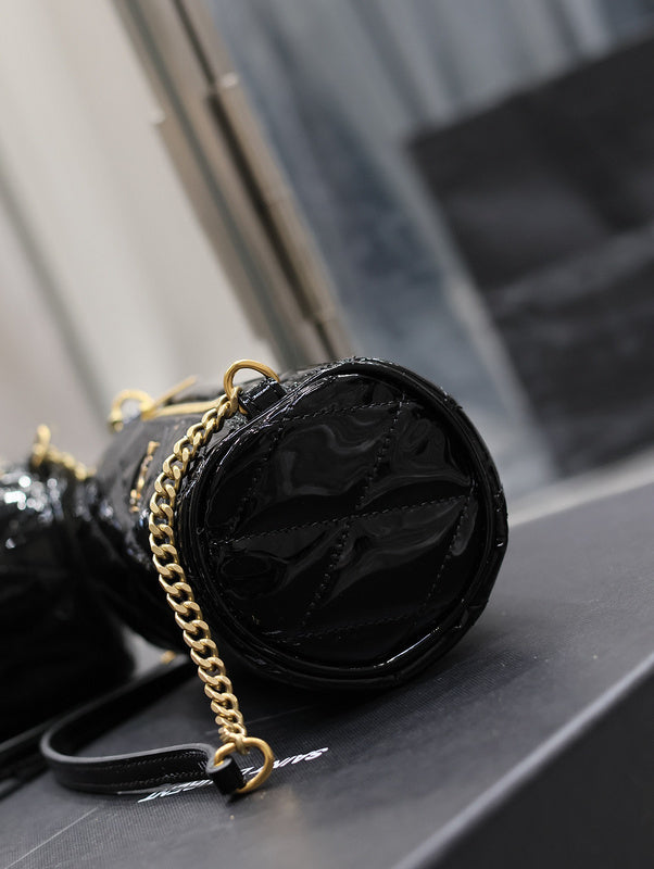 Amelia - YSL Bag - 1852