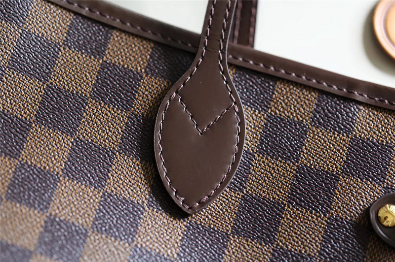 Fan Fashion Lu-Vi bags - 8108