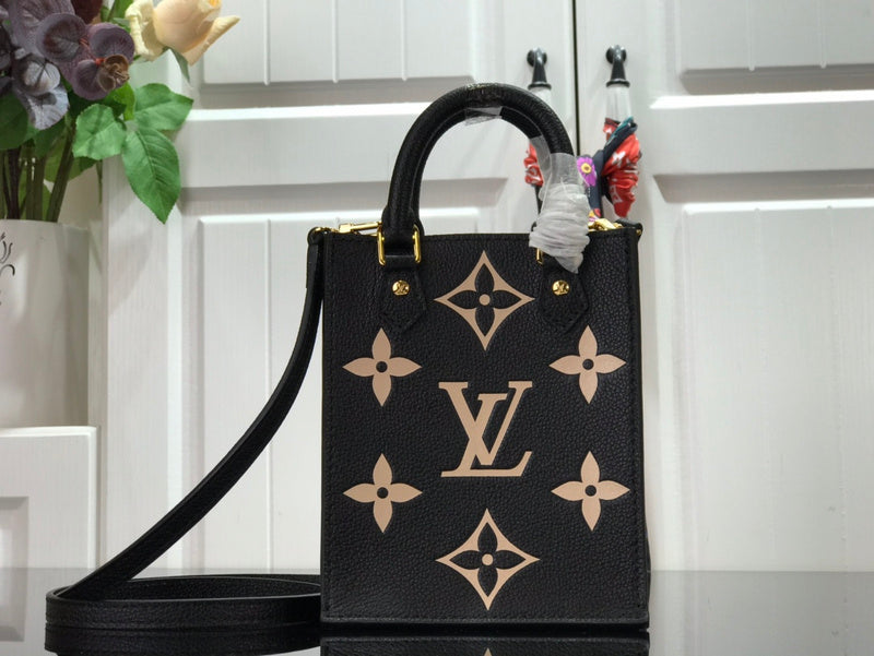 Fan Fashion Lu-Vi bags - 17616