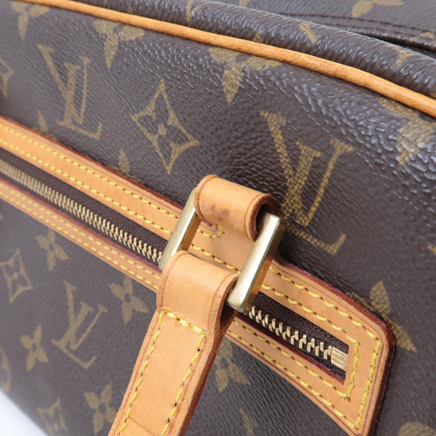 Louis Vuitton Monogram Cite MM Shoulder Bag Hand Bag M51182