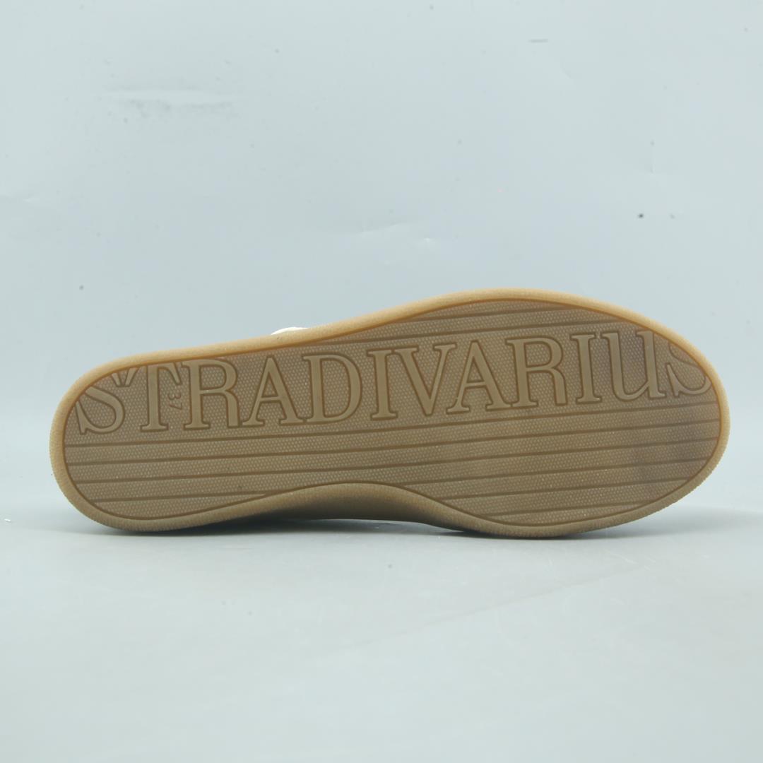 STRADIVARIUS .